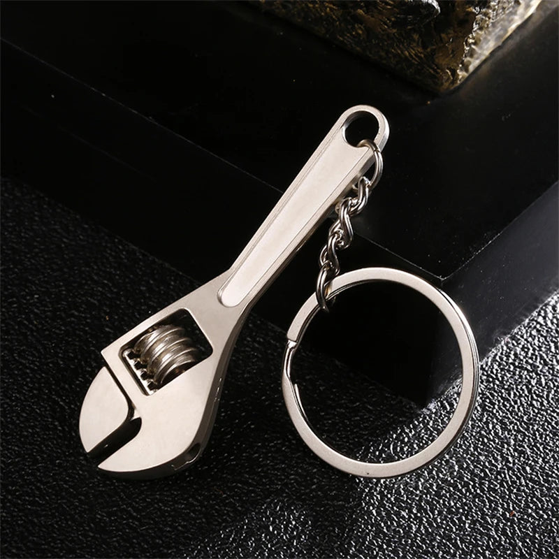 1pc Creative Tool Adjustable Wrench Spanner Key Chain, Metal Keychain For Men